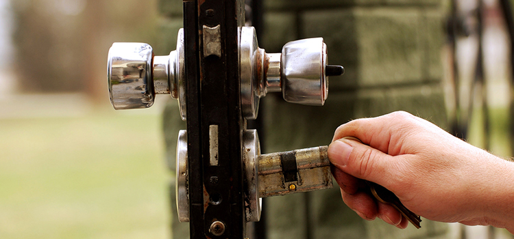 front door latch repair Cudahy